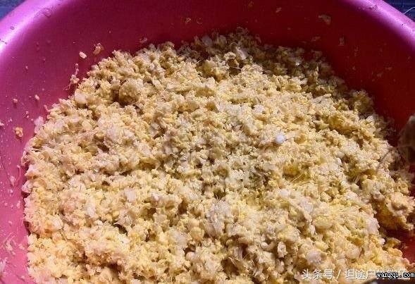 秋季野外釣魚如何打窩，掌握這些技巧窩到魚來